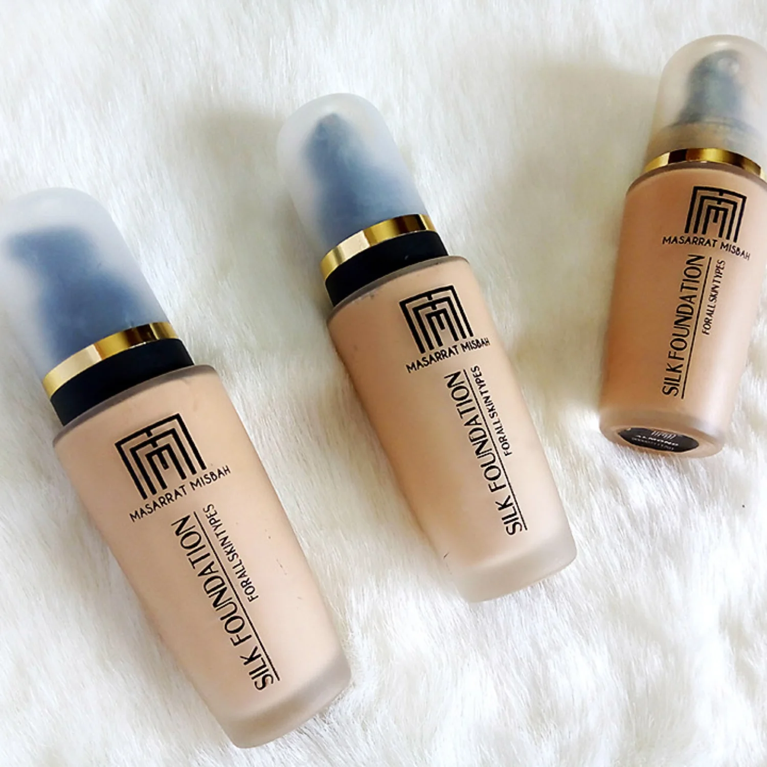 Masarrat Misbah Silk Foundation 35ml | Oil Control Moisturizing Soft-Matte Long-Wear Base